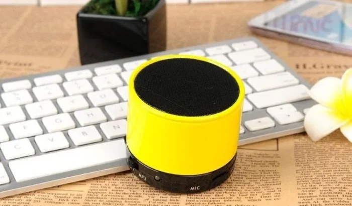 Altavoz Bluetooth S10 Mini altavoz inalámbrico con luz LED Altavoz Bluetooth portátil para uso doméstico y exterior con tarjeta TF - Imagen 5